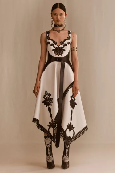 Look 5